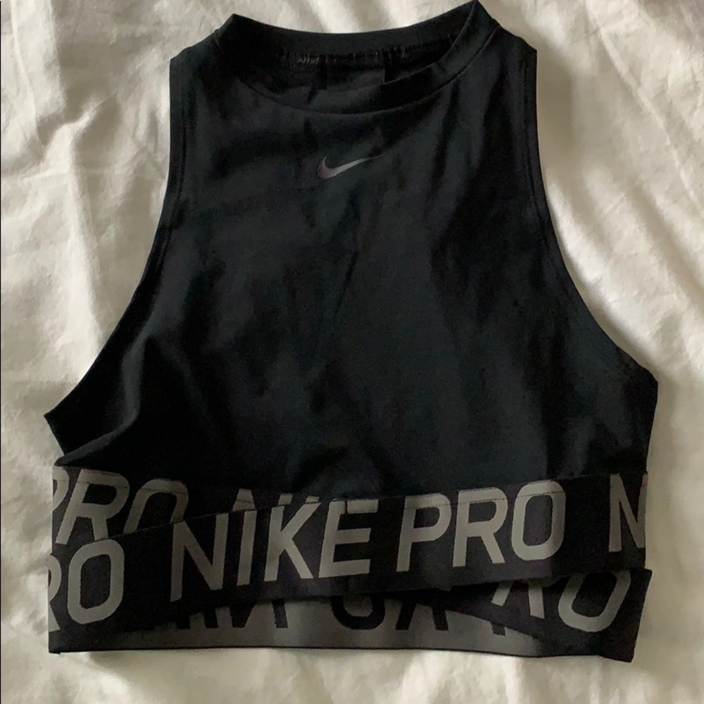 Nike Pro Sports Bra